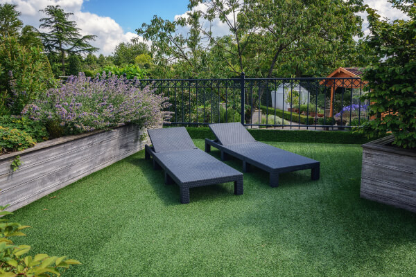 Deck and patios with artificial grass design